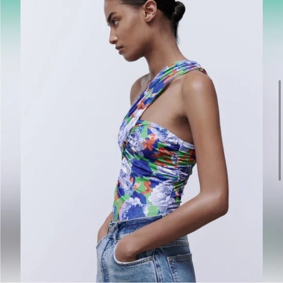 Zara | Assymetrical One Shoulder Floral Bodysuit - Picture 10 of 11